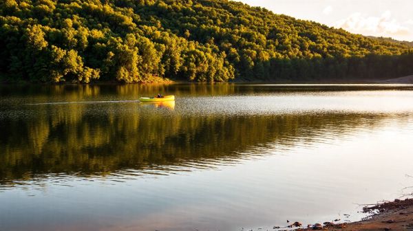I migliori kayak per escursioni e tour avventurosi